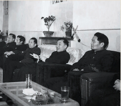 團結班子成員 注重發(fā)揮班長作用