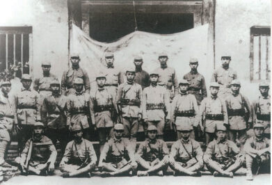 胡立教在革命形勢鼓舞中迅速成長