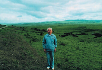 常常觸景生情，想念昔日的戰(zhàn)友